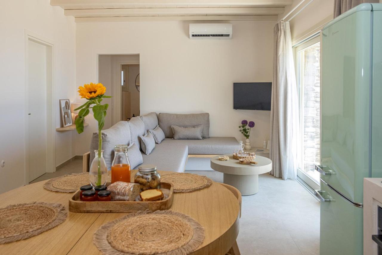 Velouchi Hideout Residence Тинос Екстериор снимка